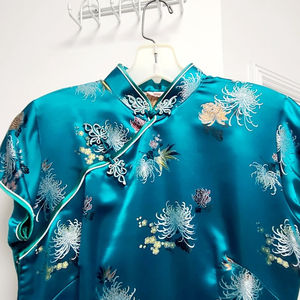 SILK ORIENTAL DRESS - SIZE 4